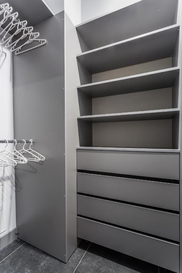 Resinest Apartamenty Jurowiecka J17 Białystok Exteriör bild