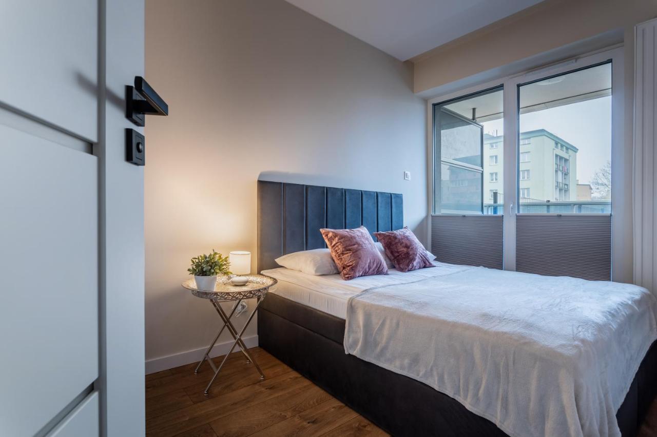 Resinest Apartamenty Jurowiecka J17 Białystok Exteriör bild