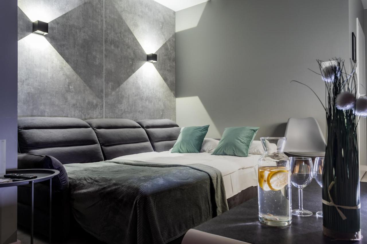 Resinest Apartamenty Jurowiecka J17 Białystok Exteriör bild
